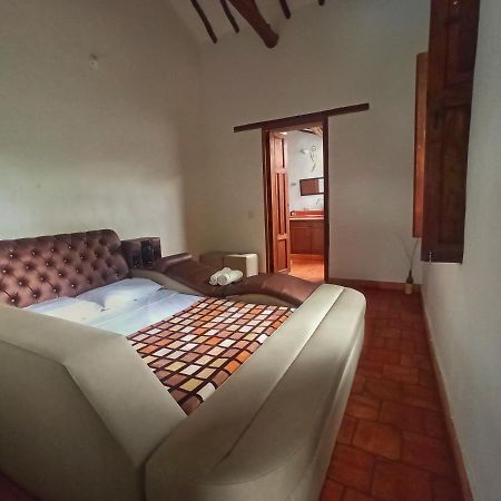 Hostal Santa Monica バリチャラ エクステリア 写真